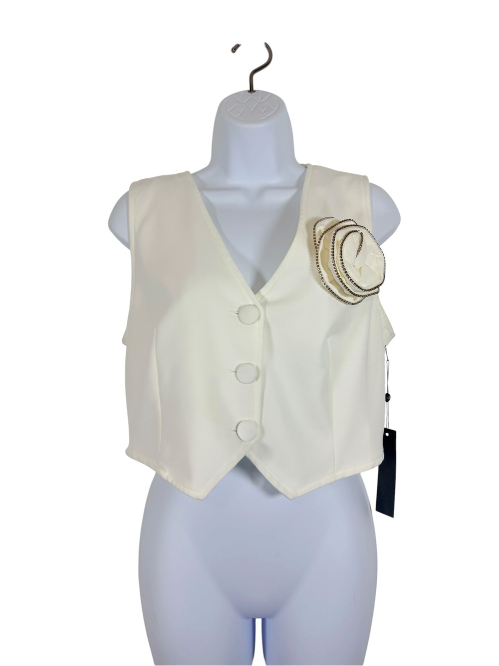NWT Emerson Lang Ivory Cropped Vest Top Floral Brooch Button Front Coquette SzM